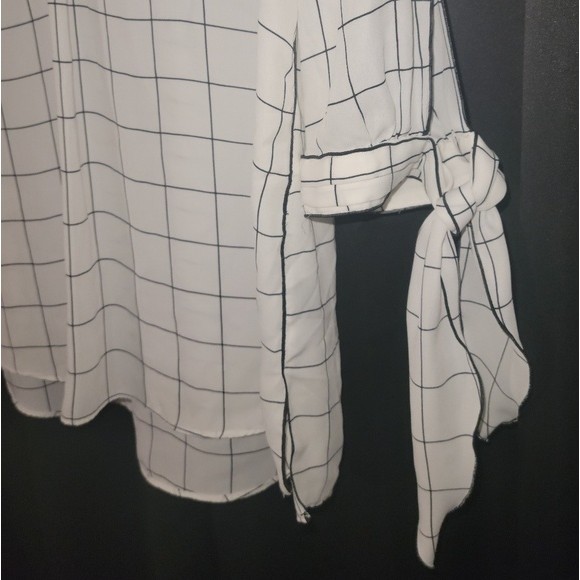 Worthington 3/4 Sleeve w Ties Medium V-Neck White Simple Stripe Polyester Sheer - Picture 2 of 13